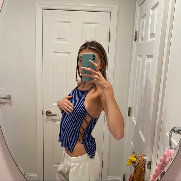 Blue and White Striped Strappy LF Tank Top - Picture 4 of 4